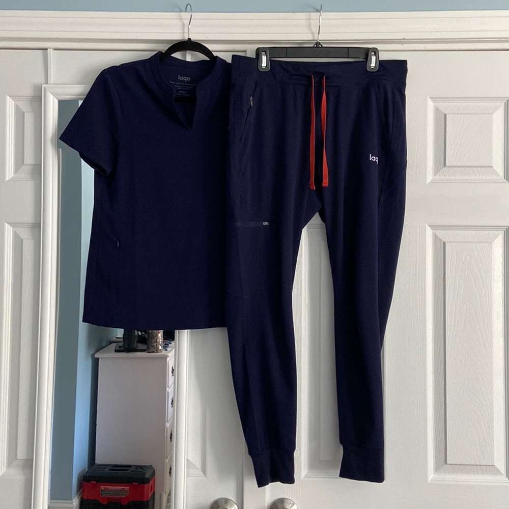Lago Navy Blue M Joggers and S Sparks Top